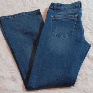 White House Black Label Skinny Flare